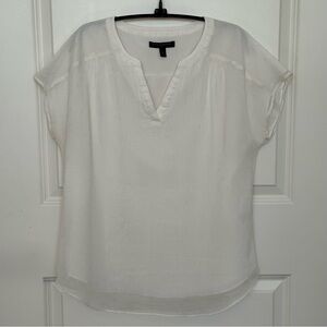 Banana Republic Ivory Sheer Lined Shimmer blouse - M